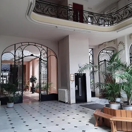 Le Sarciron 152 Апартаменты *